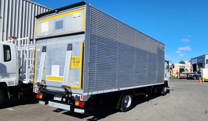 Move from Auckland to Wellington