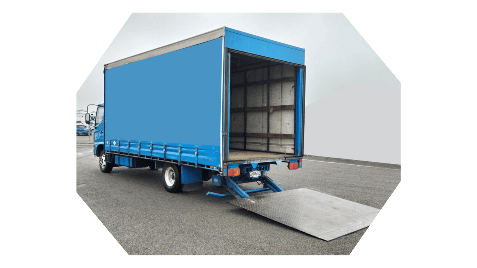 Auckland Movers Cheap Trucks